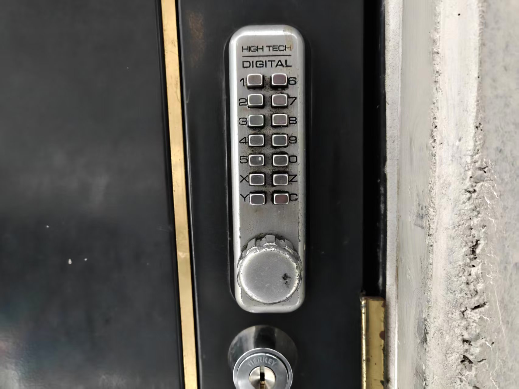 デジタル・ドアロック